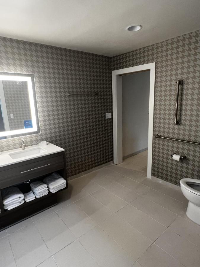 Home2 Suites By Hilton Хинесвилл Экстерьер фото
