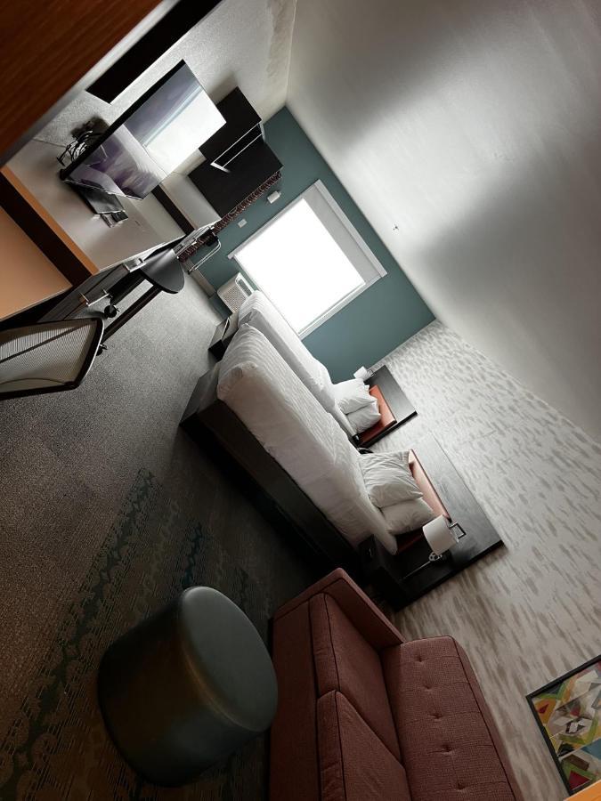 Home2 Suites By Hilton Хинесвилл Экстерьер фото