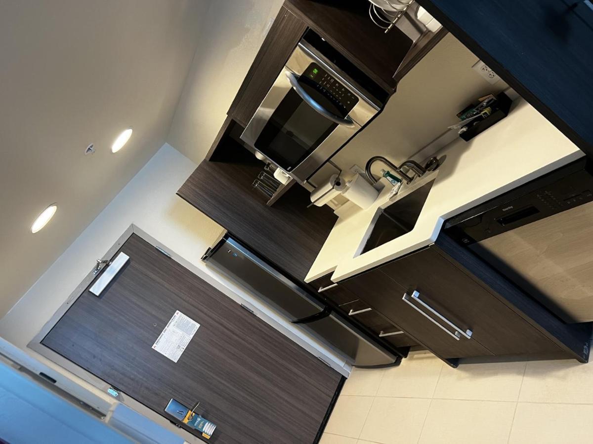 Home2 Suites By Hilton Хинесвилл Экстерьер фото