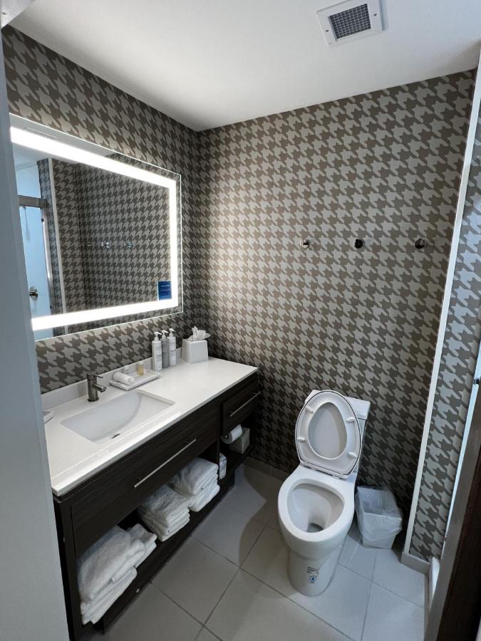 Home2 Suites By Hilton Хинесвилл Экстерьер фото